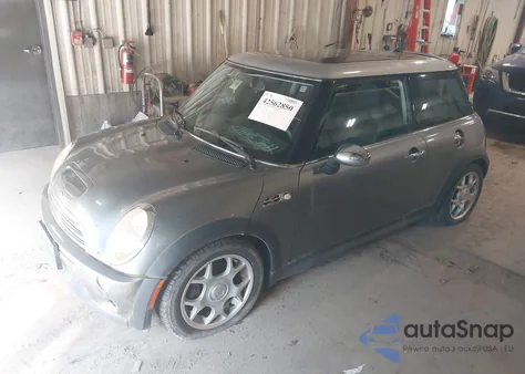 2006 Mini Cooper S from USA, damaged, VIN WMWRE33526TN25776